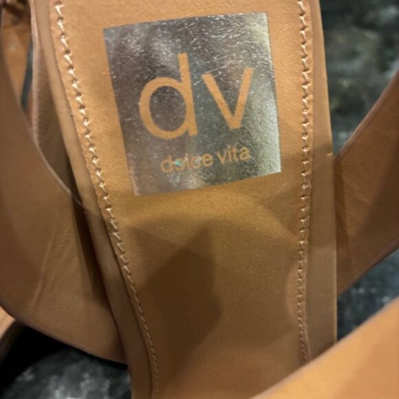 DV by Dolce Vita Bleeker Block Heel Strappy Pump New; no box. - Picture 9 of 9